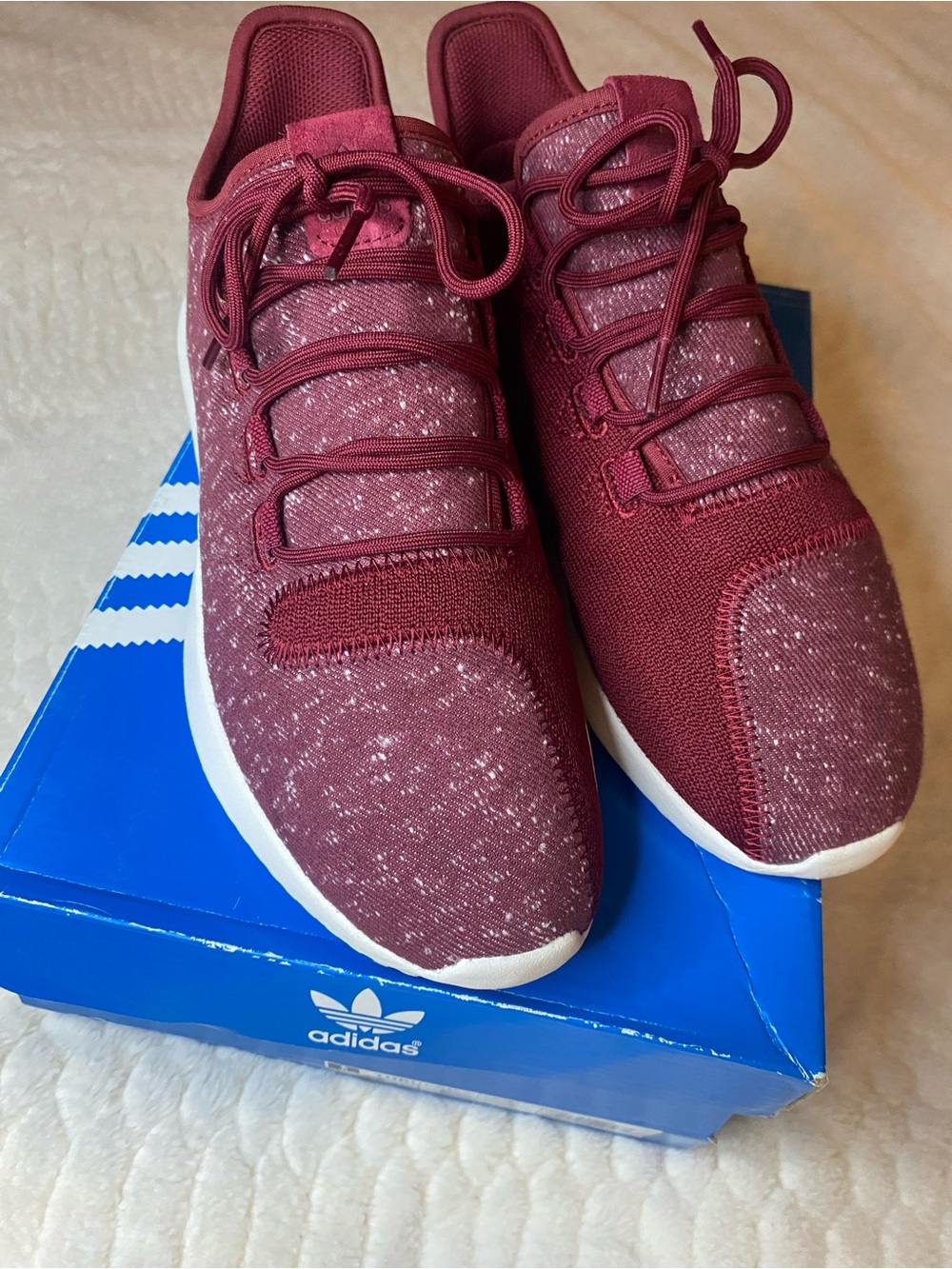 Adidas Tubular Shadow Men’s Size 9 Burgundy Knit Sneakers BY3571 Box